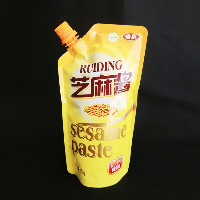 Bolsa de bebida de embalaje pequeño personalizada de 200 ml / 400 ml / 500 ml bolsa de pulverización de papel de aluminio spray de esquina personalizada